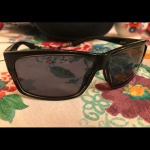 Costa Del Mar Cut sunglasses
